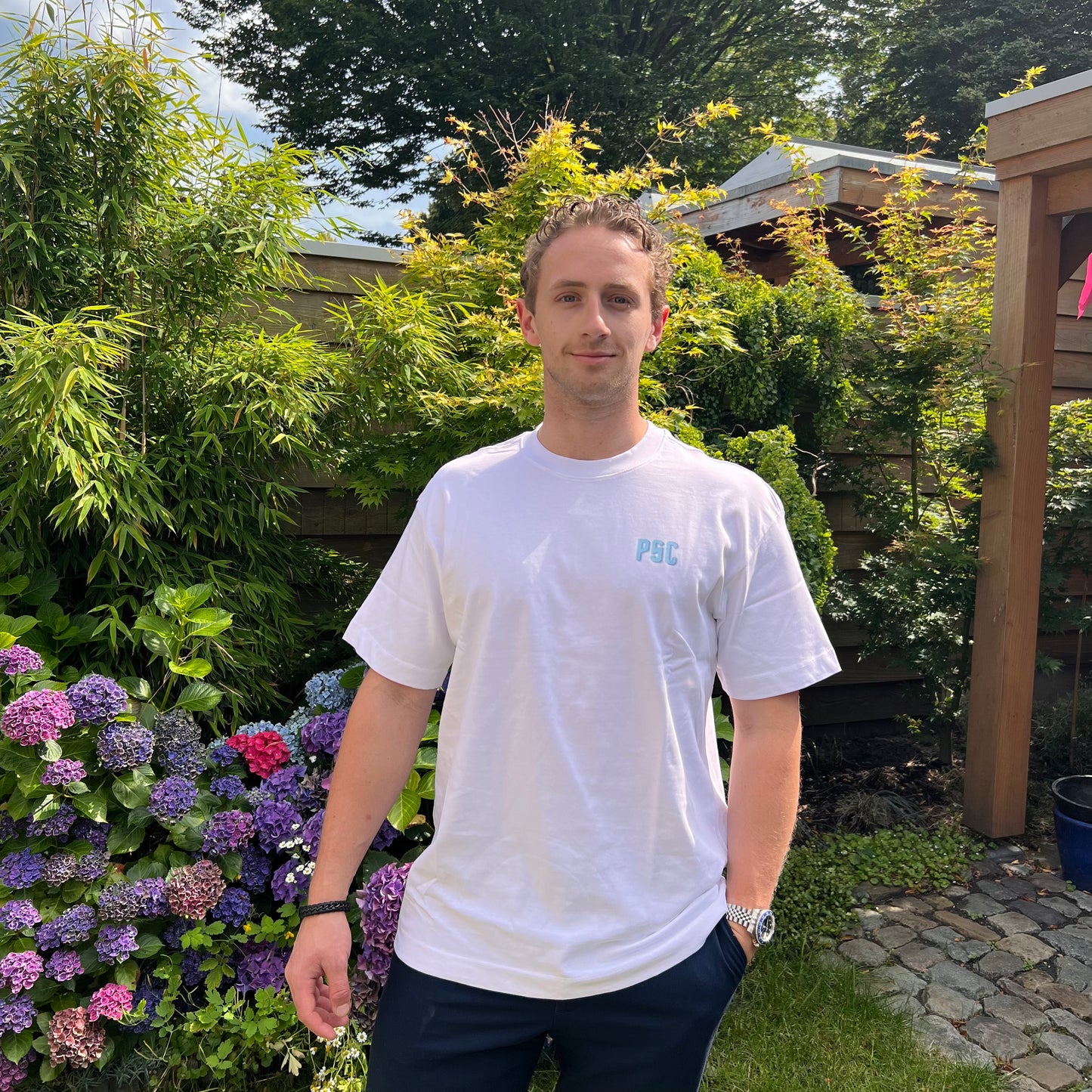 T-shirt 'Deliver' Wit