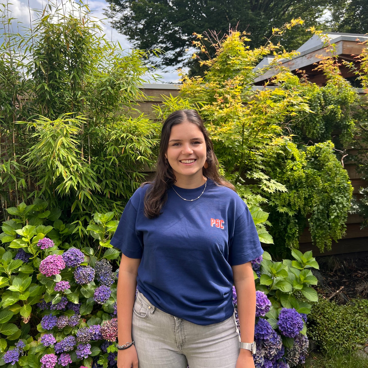 T-shirt 'Deliver' Blauw